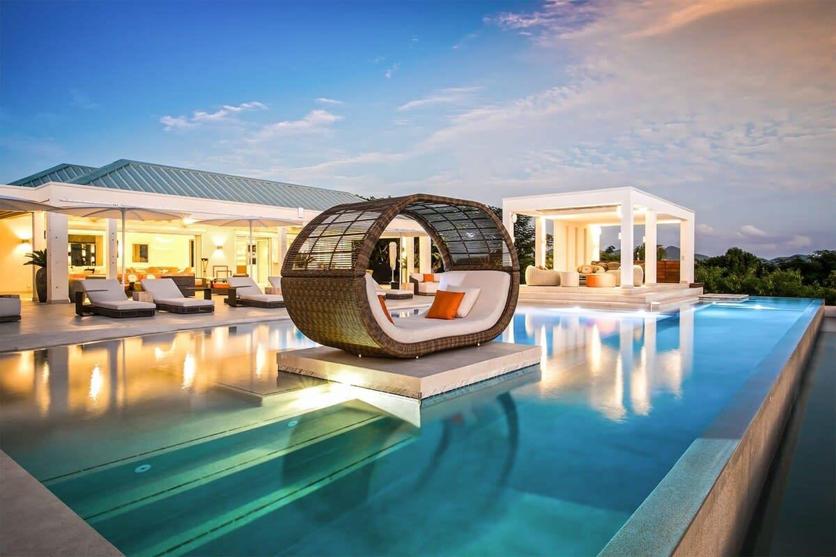 Photo of Photo of Avanti