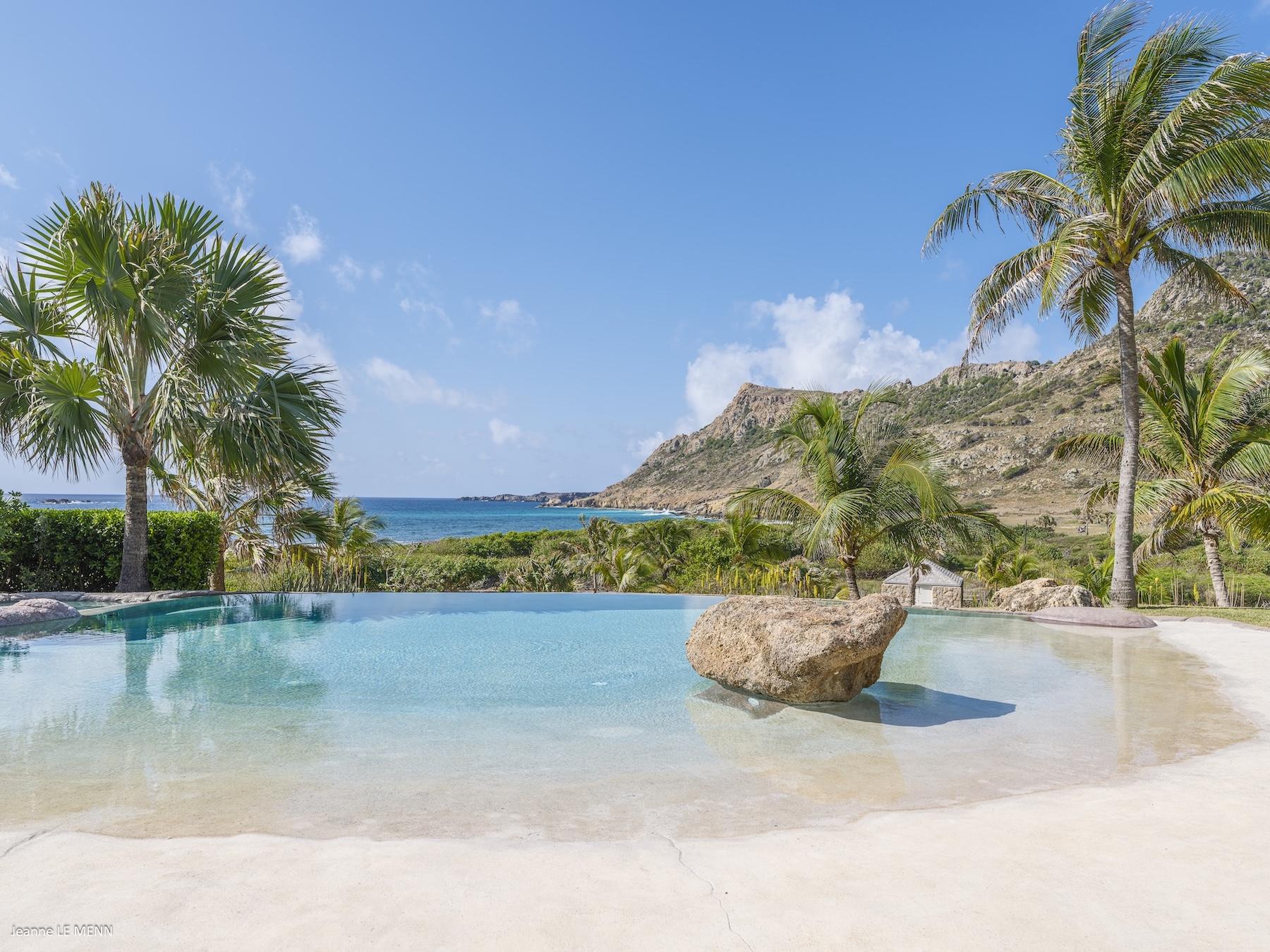 Photo of Photo of Villa La Roche dans l'Eau